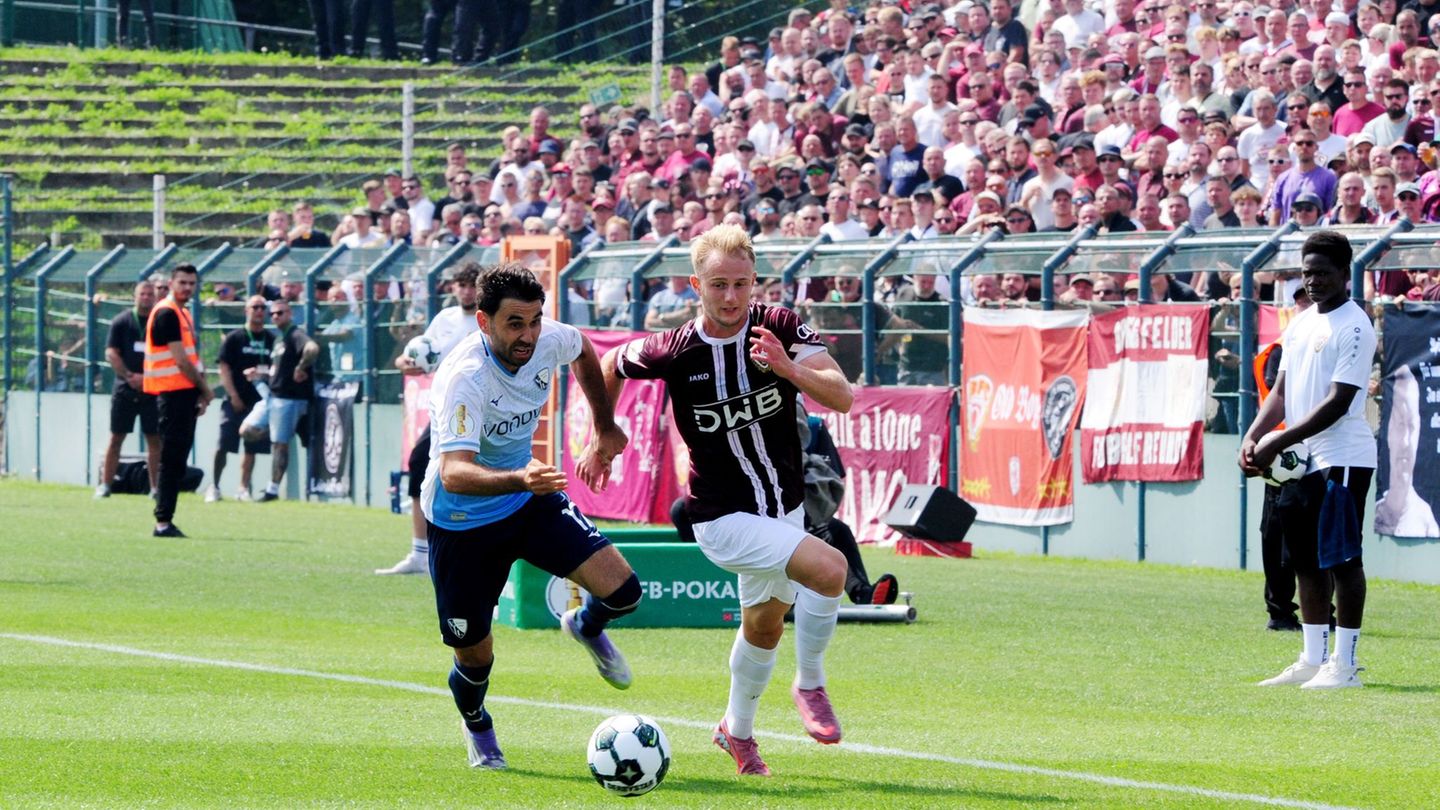 Der BFC Dynamo lieferte in dieser Saison dem VfL Bochum einen großen Kampf. (Archivbild) Foto: Michael Bienefeld/dpa