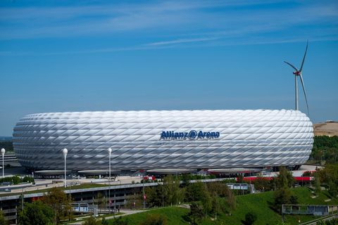 Das Spiel in der Allianz-Arena konnte wie geplant stattfinden. (Archivbild) Foto: Peter Kneffel/dpa