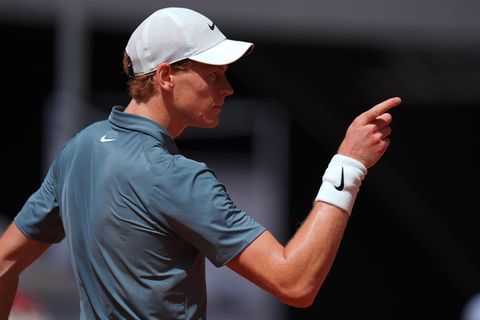 Eine Gruppe von Topspielern, darunter Jannik Sinner, soll die Preisgeld-Debatte im Tennis neu entfacht haben. (Archivbild) Foto: