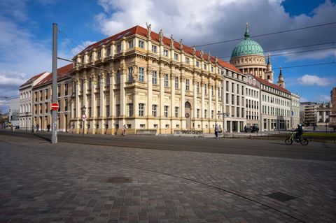 Der Plögersche Gasthof ist Teil der Wiedergewinnung der historischen Stadtmitte in Potsdam. (Archivbild) Foto: Soeren Stache/dpa