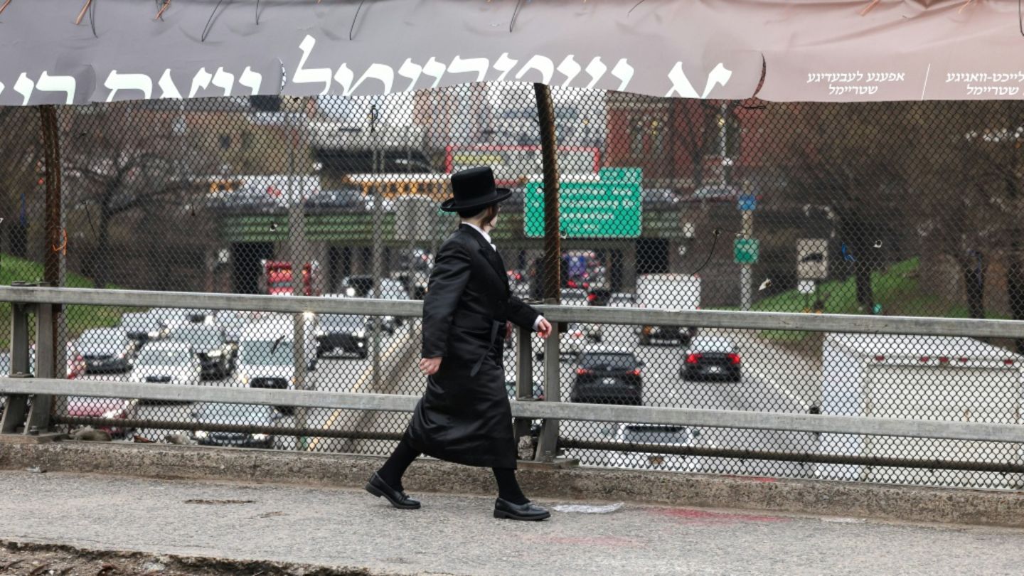 Hakenkreuz-Schmierereien beunruhigen New Yorker