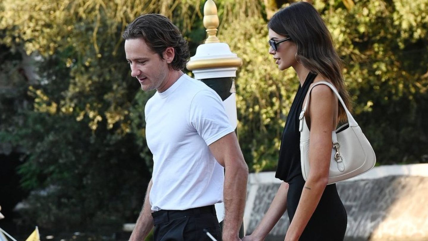 Kaia Gerber und Lewis Pullman im vergangenen Jahr in Venedig