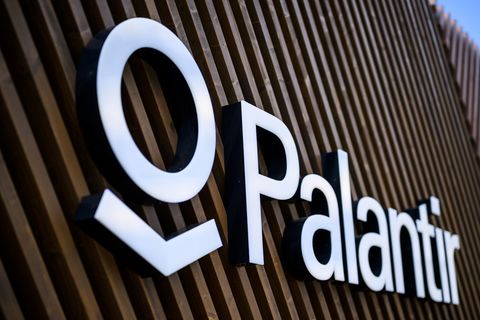 Palantir ist auf die Auswertung großer Datenmengen spezialisiert. (Archivbild) Foto: Gian Ehrenzeller/KEYSTONE/dpa