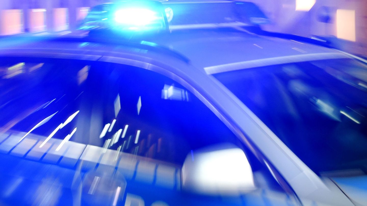 Tatverdächtiger auf Flucht: Schüsse in Schöneberg: Mann schwebt in Lebensgefahr