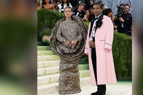 Rihanna und A$AP Rocky sorgten auch dieses Jahr für einen extravaganten Auftritt bei der Met Gala.