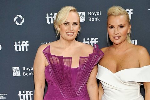 Rebel Wilson (l.) und Ramona Agruma können sich über ihr zweites Kind freuen.