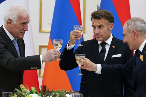 Macron beim Staatsbesuch in Armenien