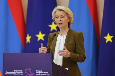 EU-Kommissionspräsidentin Ursula von der Leyen und US-Präsident Donald Trump verständigten sich im Sommer 2025 auf einen Zoll-De