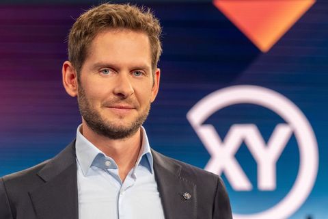 Fabian Puchelt ist Pressesprecher des LKA Bayern und aus "Aktenzeichen XY ... ungelöst" und dem "XY Update" bekannt.