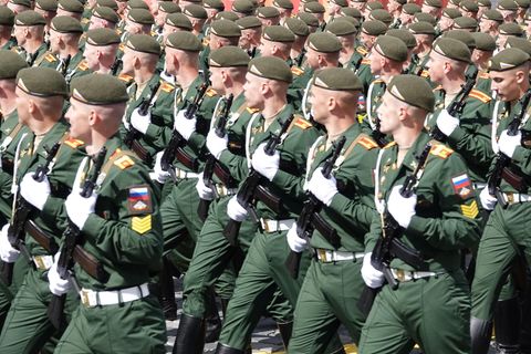 Schon im vergangenen Jahr gab es für die Feier des 80. Jahrestages des Kriegsendes in Europa eine dreitägige Feuerpause. (Archiv