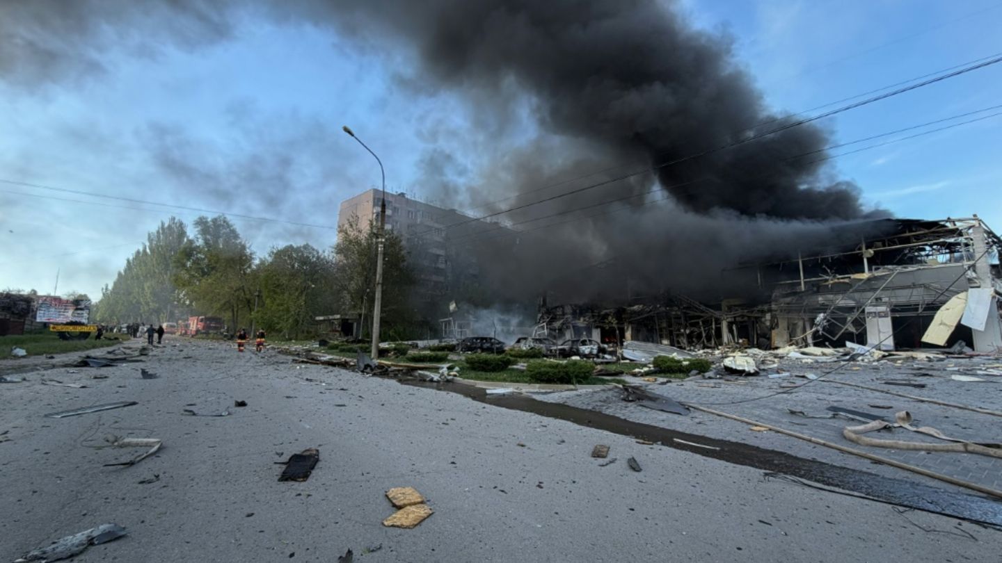 Mindestens 17 Tote bei russischen Angriffen auf Kramatorsk und Saporischschja