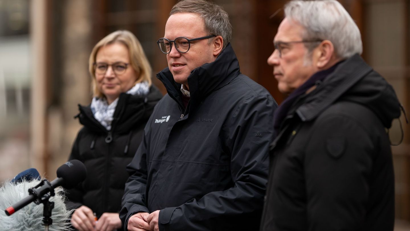 Einer Umfrage zufolge fühlen sich 64 Prozent von der Landesregierung aktuell eher nicht beziehungsweise gar nicht vertreten und