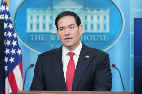 Die Operation "Gewaltiger Zorn" ist laut US-Außenminister Rubio beendet. Foto: Mark Schiefelbein/AP/dpa