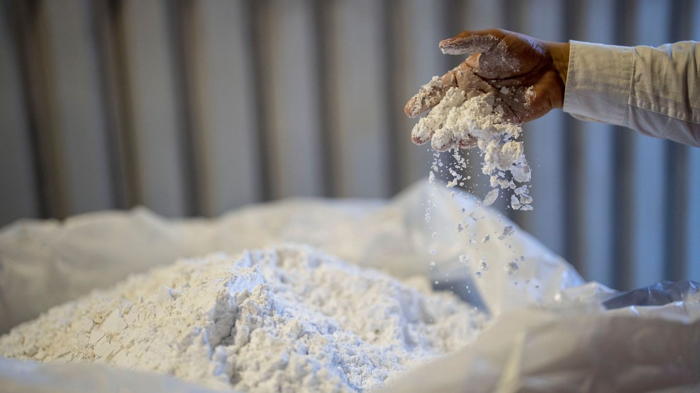 Lithium in einer chilenischen Verarbeitungsanlage. Dieser und viele andere Rohstoffe haben sich im ersten Quartal stark verteuer