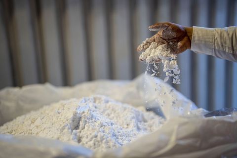 Lithium in einer chilenischen Verarbeitungsanlage. Dieser und viele andere Rohstoffe haben sich im ersten Quartal stark verteuer