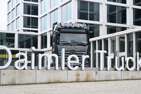Daimler Truck: Gewinn im ersten Quartal eingebrochen. (Archivbild) Foto: Bernd Weißbrod/dpa