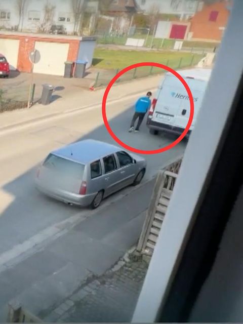 Frau filmt dreisten Hermes-Boten