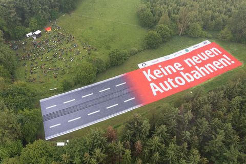 Die Klage eines Fährunternehmens ist gescheitert. (Archivbild) Foto: Mohssen Assanimoghaddam/dpa