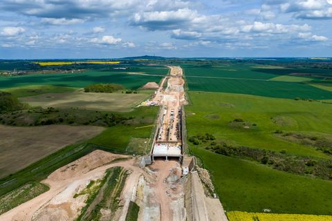 Die Planungen für die Autobahn begannen schon vor Jahrzehnten. Foto: Jan Woitas/dpa