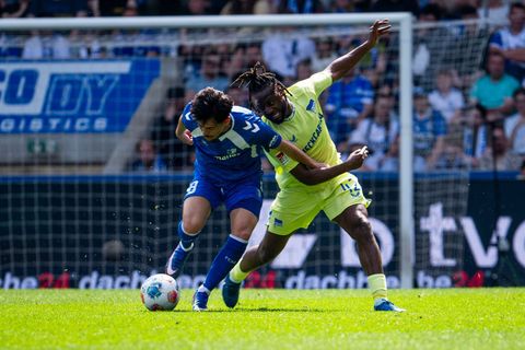 Deyovaisio Zeefuik (r) fehlt im Saisonfinale. Foto: Julius Frick/dpa