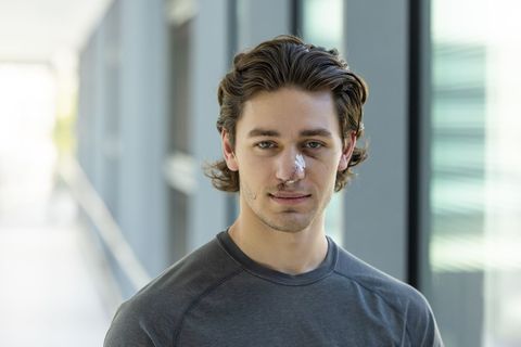 Die Staatsanwaltschaft wirft den beiden Beschuldigten gefährliche beziehungsweise schwere Körperverletzung sowie weitere Strafta