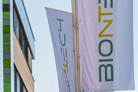 Biontech hat eine finanzstarke Kooperation bei der Entwicklung von Krebsmedikamenten. (Archivbild) Foto: Andreas Arnold/dpa