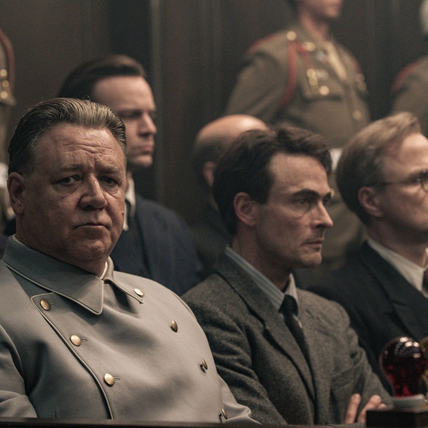 Oscargewinner Russell Crowe (links, "Gladiator") spielt in "Nürnberg" den ehemaligen Reichsmarschall Hermann Göring.