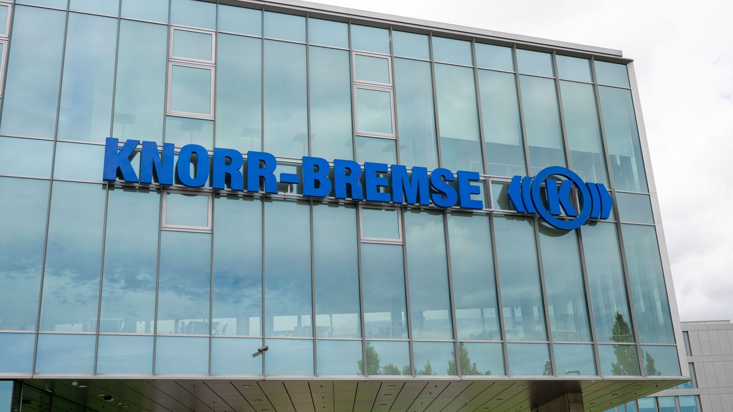 Knorr-Bremse steigert seinen Profit durch Sparmaßnahmen. (Archivbild) Foto: Peter Kneffel/dpa