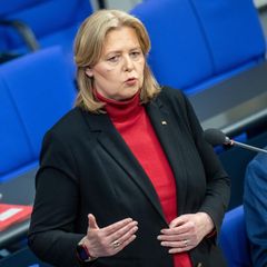 Bärbel Bas, Bundesministerin für Arbeit und Soziales, im Deutschen Bundestag