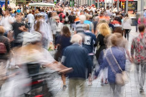 Die Einwohnerzahl Sachsen soll nach Berechnungen um 8,2 Prozent bis 15,2 Prozent zurückgehen. (Symbolbild) Foto: Jan Woitas/dpa