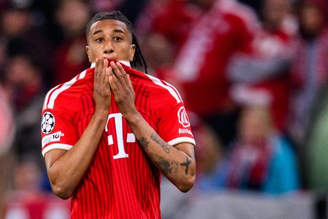 Entzaubert: FC Bayern Flügelspieler Michael Olise blieb gegen Paris blass