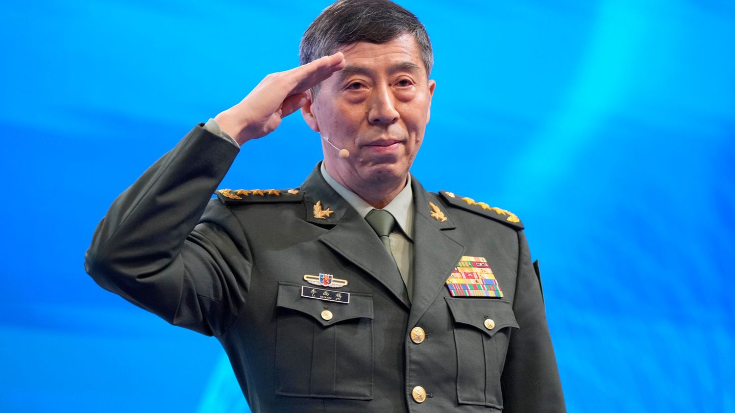 Li Shangfu war nur wenige Monate im Amt. (Archivbild) Foto: Vincent Thian/AP/dpa