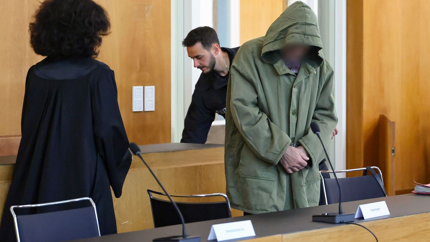 Der Verdächtige konnte erst im vergangenen Jahr gefasst werden. Foto: Daniel Löb/dpa