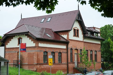 Das Haus von Melanie Müller sollte zwangsversteigert werden. Foto: Jan Woitas/dpa