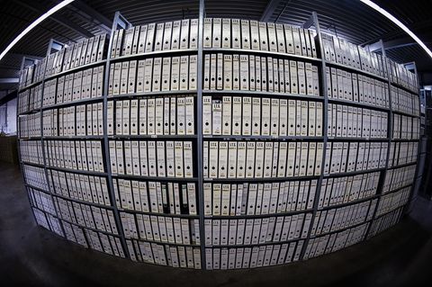 Ab 2028 sollen in dem Neubau Dokumente zu mehr als 17,5 Millionen NS-Opfern zentral gesichert werden. Foto: Swen Pförtner/dpa