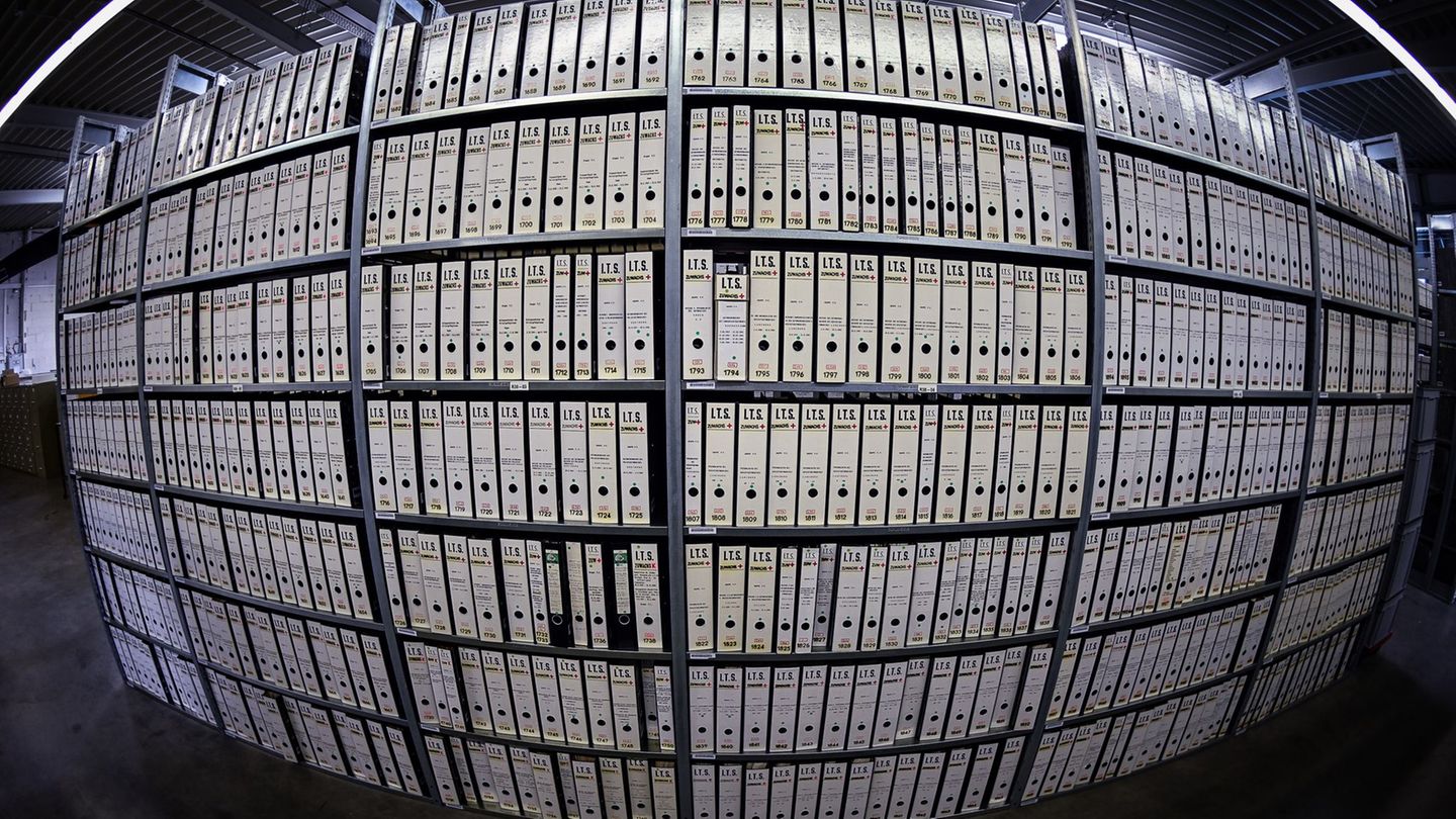 Ab 2028 sollen in dem Neubau Dokumente zu mehr als 17,5 Millionen NS-Opfern zentral gesichert werden. Foto: Swen Pförtner/dpa