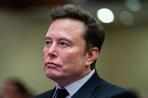 Elon Musk nannte die französischen Ermittler „geistig Behinderte“