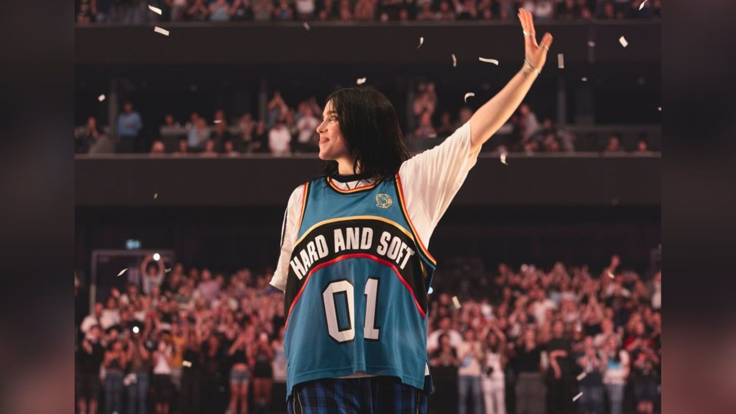 Fulminante Bühnenpräsenz: Billie Eilish in ihrem Konzertfilm "Hit Me Hard and Soft: The Tour".
