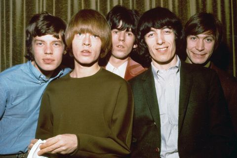 Die Rolling Stones im Jahr 1964 (von links): Mick Jagger, Brian Jones, Keith Richards, Bill Wyman und Charlie Watts. Die Doku "Brian Jones und die Rolling Stones" erzählt die Geschichte des eigentlichen Chefs der Band, der früh starb – und heute fast vergessen ist.
