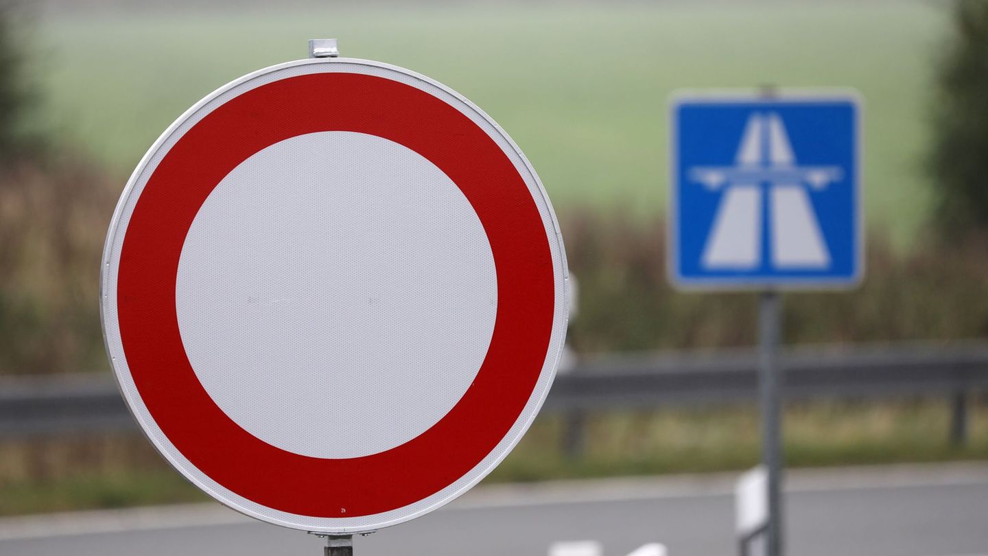 Umleitungen ausgeschildert: Sperrung der A659 bei Mannheim - was Fahrer wissen müssen