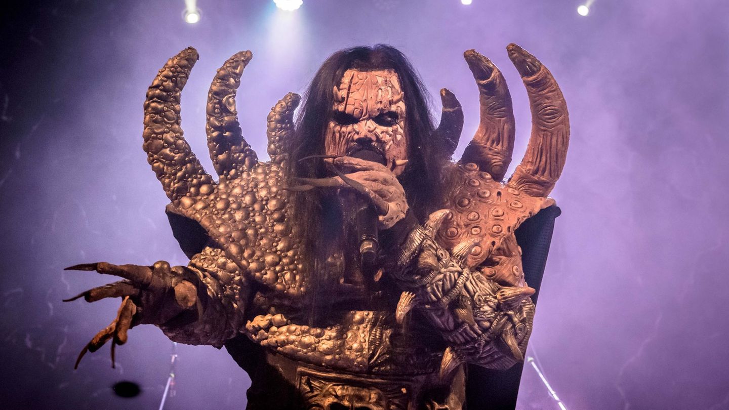 Die finnische Hard-Rock-Band Lordi gewann vor 20 Jahren ziemlich außergewöhnlich den Eurovision Song Contest in Athen. (Archivbi