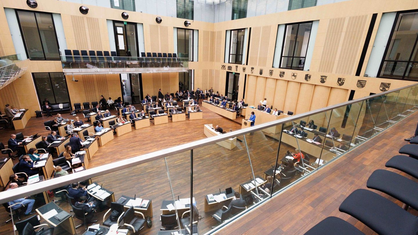 Der Bundesrat hat der Entlastungsprämie überraschend nicht zugestimmt. Foto: Carsten Koall/dpa