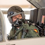 Royals: Prinzessin Leonor von Spanien in einem Kampfjet