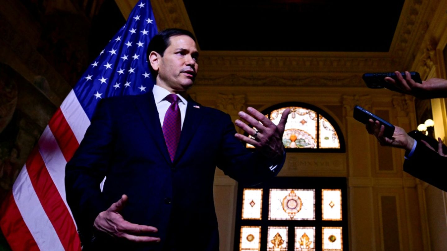Rubio in der US-Botschaft in Rom