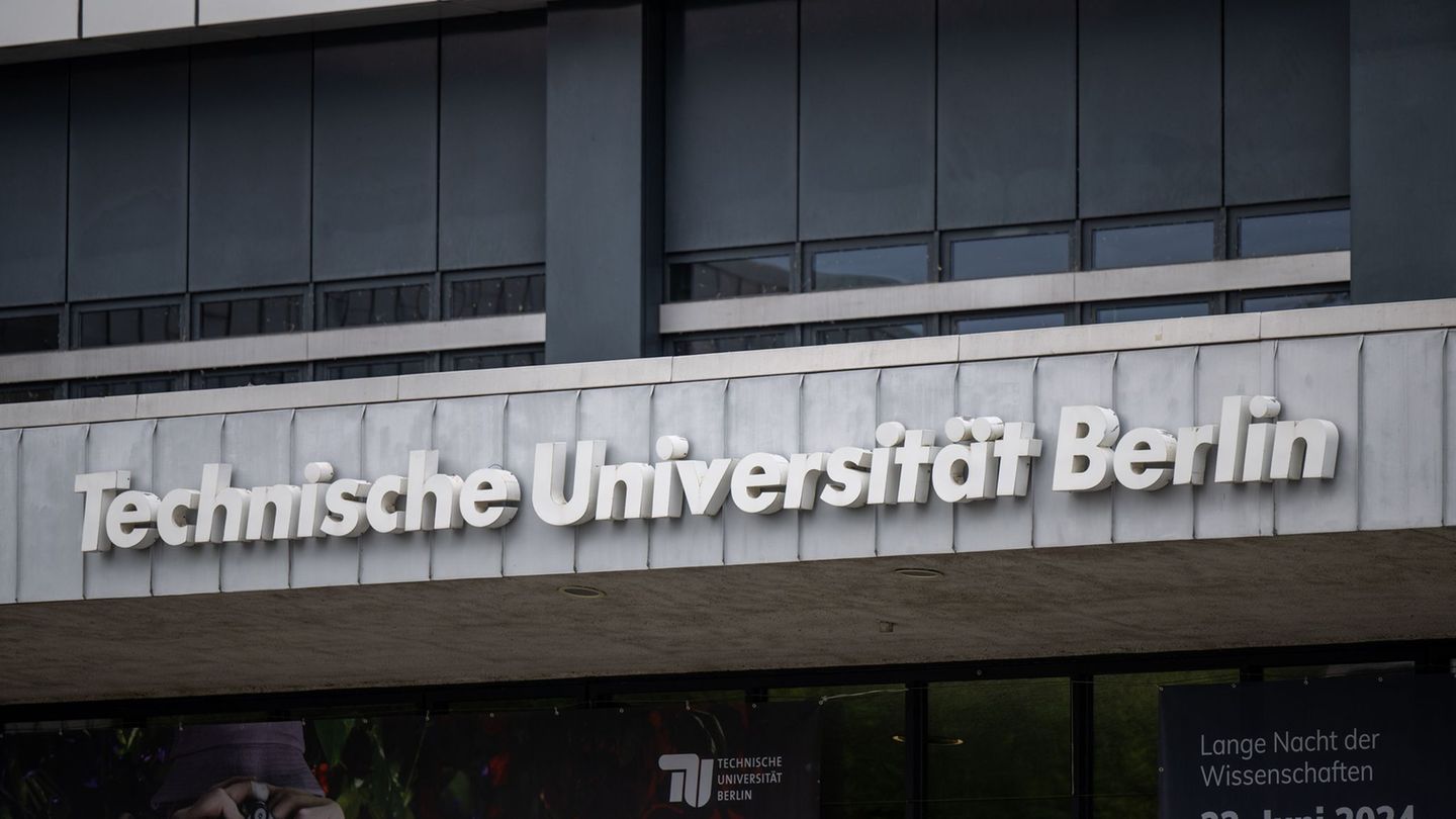 Studierende und Mitarbeitende der TU Berlin stehen vor großen Unsicherheiten: Das Hauptgebäude wird bis auf Weiteres geschlossen
