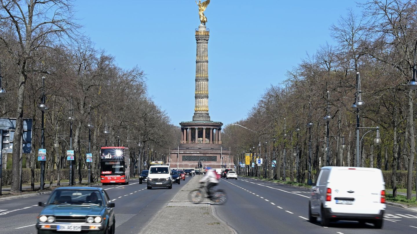 Die Hofjägerallee soll nach dem früheren Bundeskanzler umbenannt werden. (Archivbild) Foto: Michael Brandt/dpa