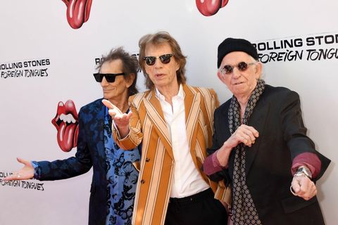 Die verbliebenen Rolling Stones vor einer Fotowand zu ihrem neuen Album