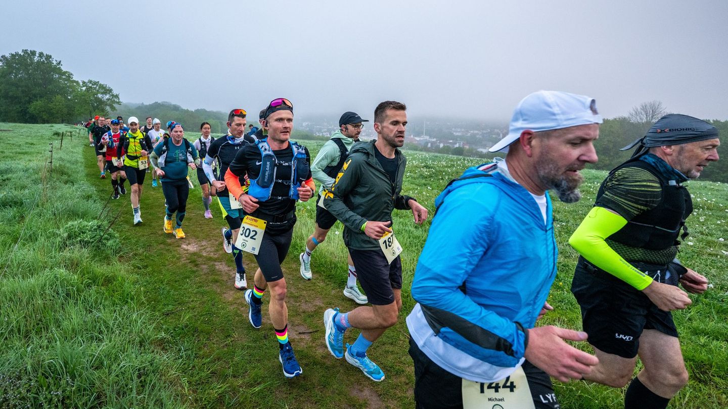 Der Rennsteiglauf ist für viele ein fester Termin im Kalender. Foto: Jacob Schröter/dpa