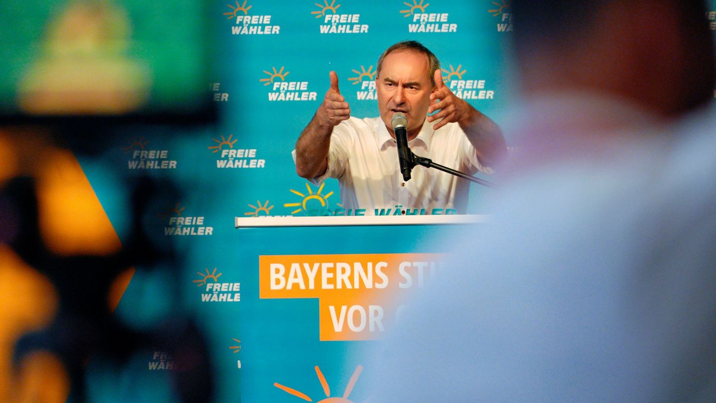 Klare Worte, aber kein euphorischer Applaus: Freie-Wähler-Chef Aiwanger kann derzeit dennoch mit der Lage seiner Partei in Bayer