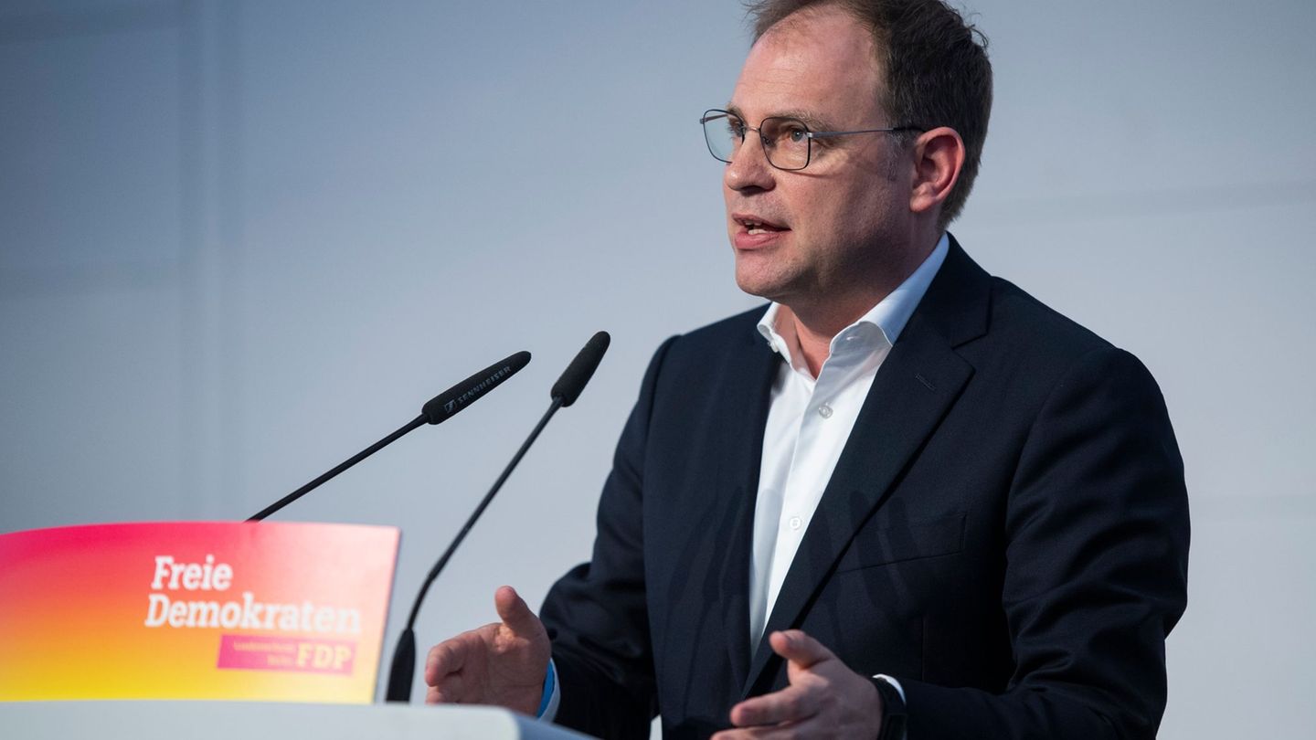 Spitzenkandidat und Parteichef Christoph Meyer will die Berliner FDP zurück in das Abgeordnetenhaus bringen. (Archivbild) Foto: